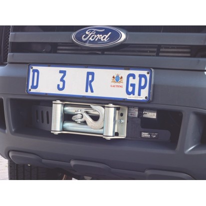 Platine de treuil pour un Ford Ranger T6 - de Front Runner